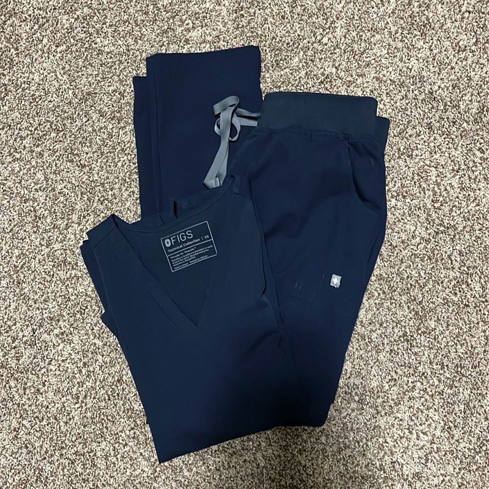 Figs Scrub Set- Navy